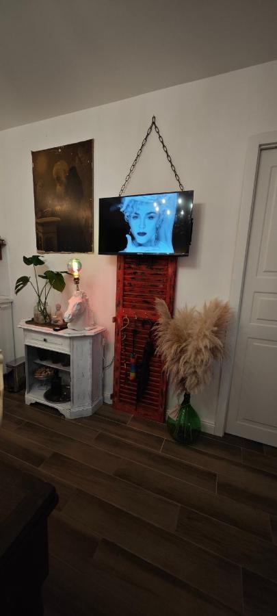 Vogue Home ลิโด ดิ ออสเตีย ภายนอก รูปภาพ